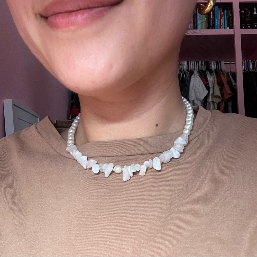 Elegant White Pearl and Pink Quartz Necklace